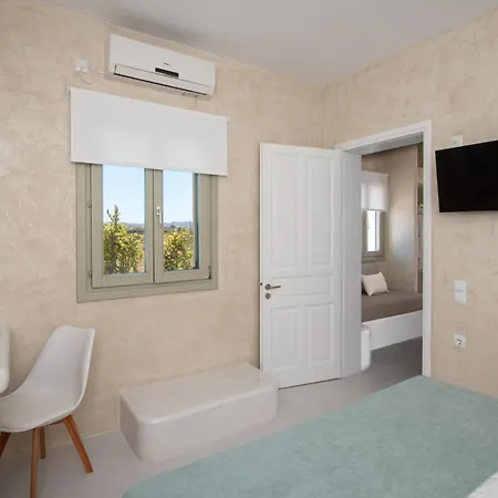 Moustakas Apartman Adámasz