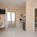 Moustakas Apartament Adamantas (Milos)