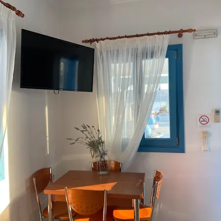 Moustakas Adamantas (Milos)