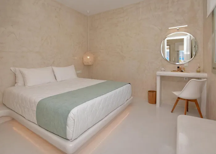 Moustakas * アダマス